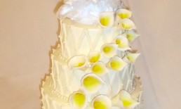 Calla Lily Lattice Wedding Cake